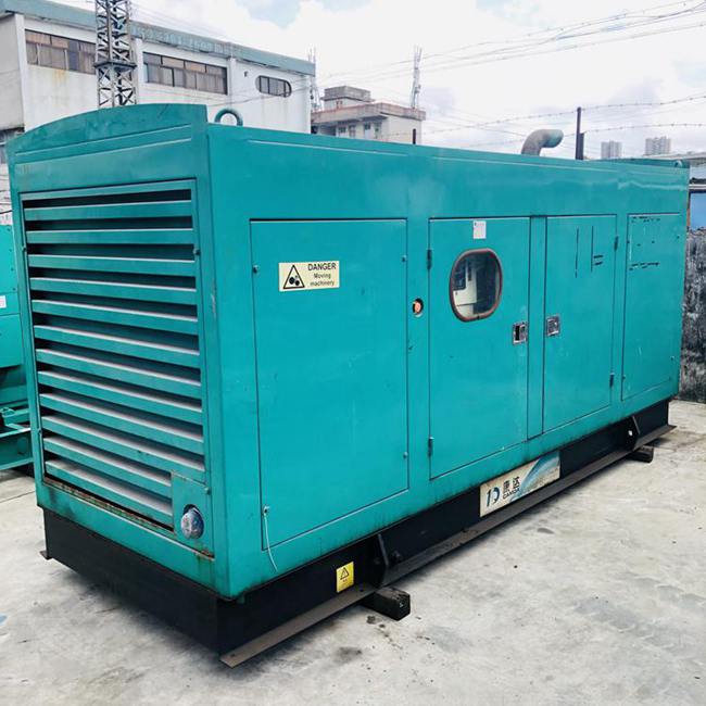 環(huán)保靜音型120kw二手康明斯發(fā)電機